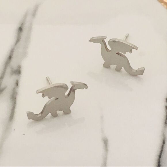 Dainty Dragon Gold Tone or Silver Tone Earrings NWT - Picture 6 of 9